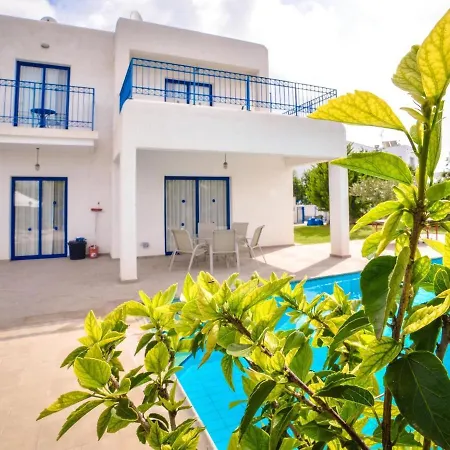 Azzurro Holiday Villas Villa Peyia