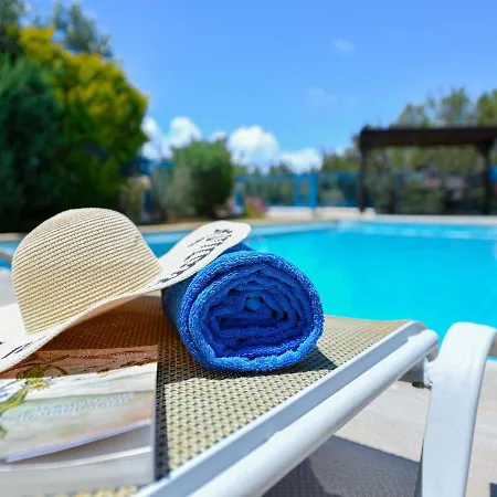 Azzurro Holiday Villas Willa
