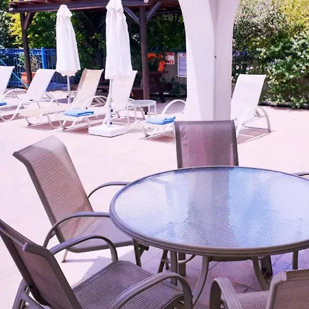 Azzurro Holiday Villas Villa Peyia