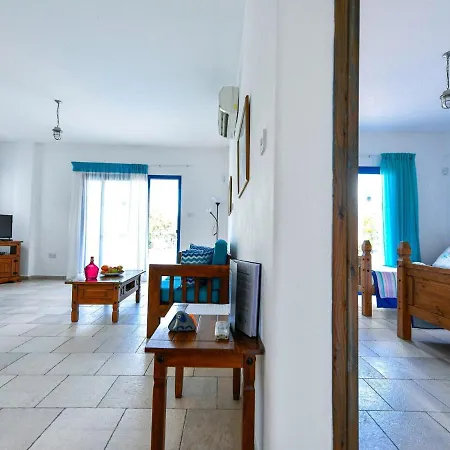 Azzurro Holiday Villas Willa Peja