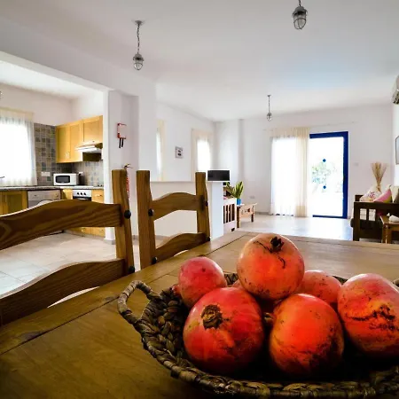 Azzurro Holiday Villas * Peyia